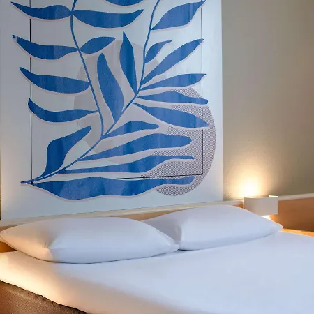 Hotel Ibis 2*