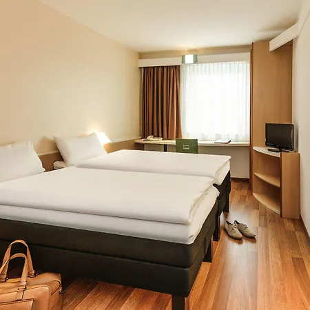 Ibis 3* Χαϊλμπρόν