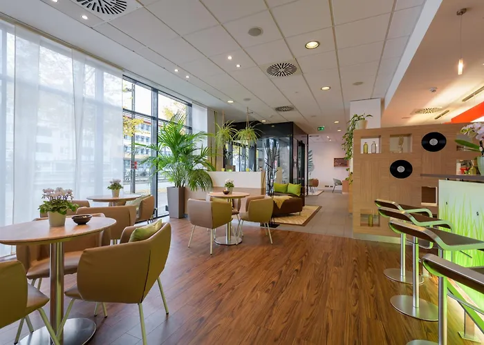Ibis Hotel 3*